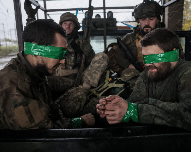 Ουκρανία και Ρωσία σχεδιάζουν νέα ανταλλαγή αιχμαλώτων πριν από τα Χριστούγεννα