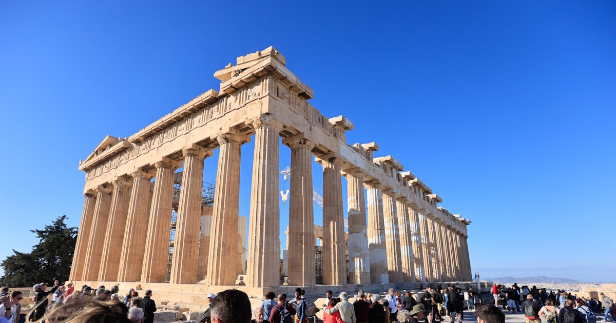 MoE: Revenues from tourism exceeded 20 billion euros in the first half of 2025