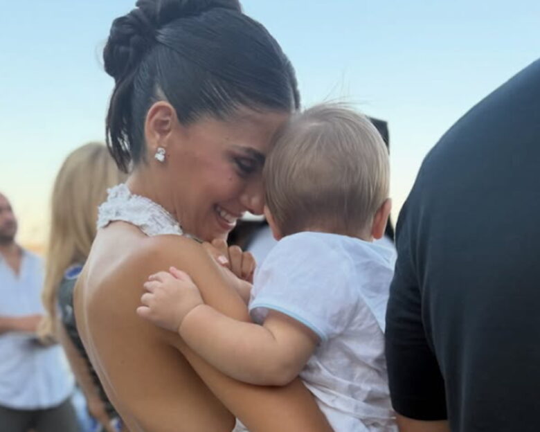 Ο Κωνσταντίνος Αργυρός και η Αλεξάνδρα Νίκα γιορτάζουν τα πρώτα γενέθλια του γιού τους, Βασίλη