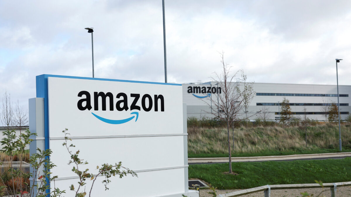 Το κέντρο διανομής της Amazon