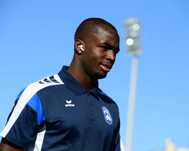 Ανδρέας Τετέι: Με ένα τεράστιο χαμόγελο οι πρώτες του φωτογραφίες ως μέλος της Εθνικής ποδοσφαίρου