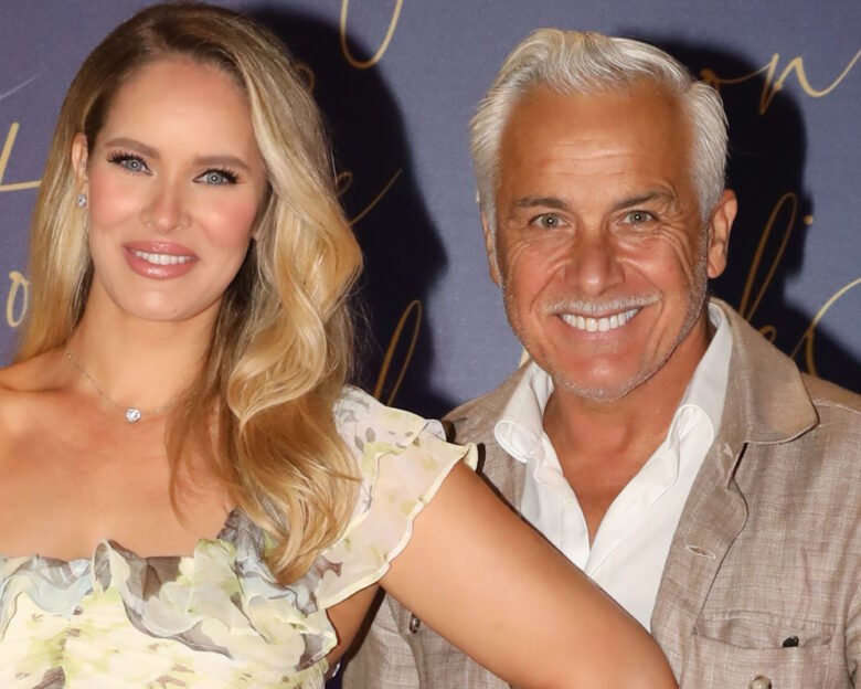 Χάρης Χριστόπουλος: «Γιε μου τώρα που βρήκες τον δρόμο που οδηγεί στην αγκαλιά μας βάζω την πρώτη φωτογραφία μας»