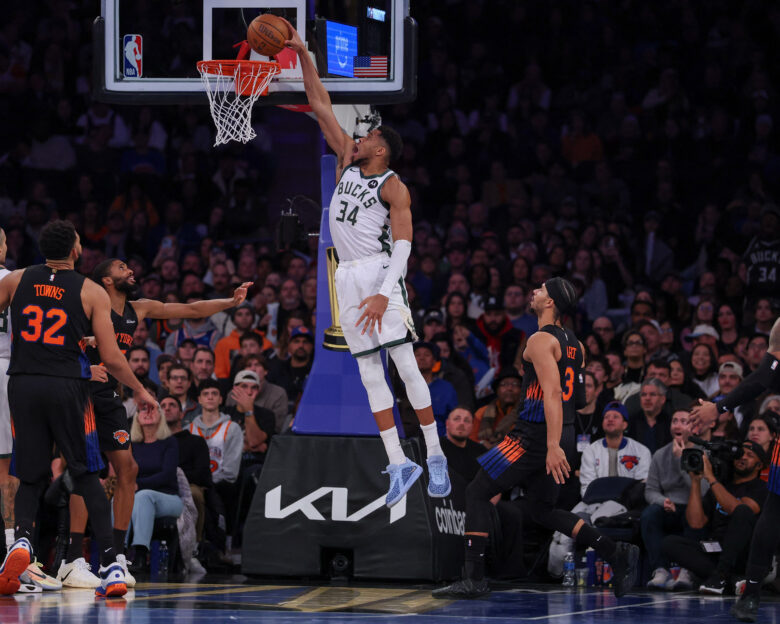 Ο Γιάννης Αντετοκούνμπο επέστρεψε δυναμικά, όμως οι Μπακς αποκλείστηκαν στο NBA Cup από τους Νικς