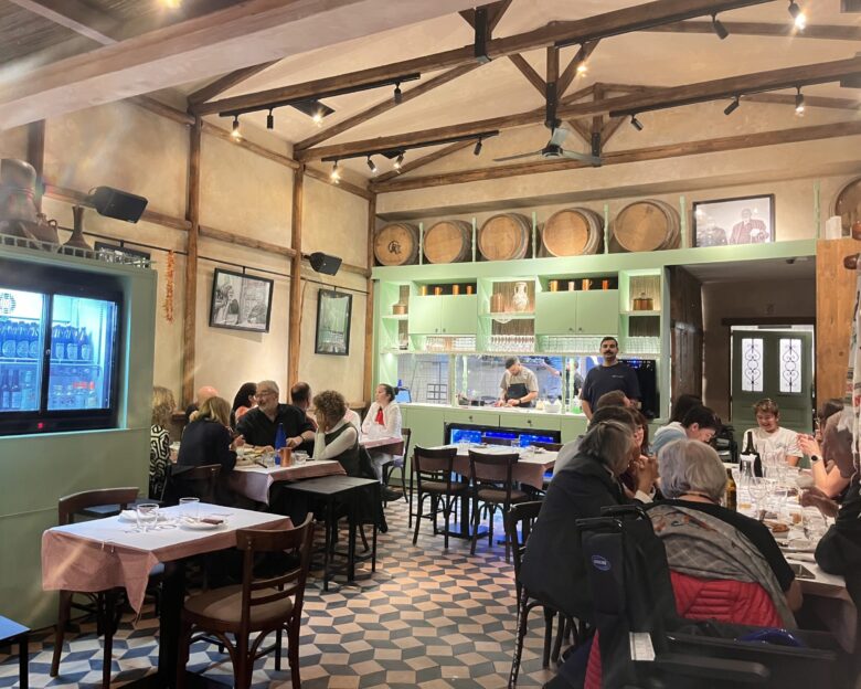 Αορίτης: Η ταβέρνα που αποδεικνύει ότι η απλότητα θέλει τέχνη