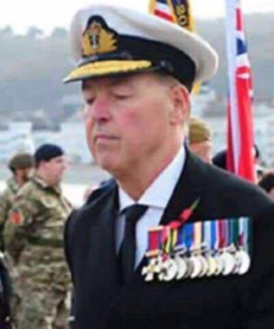 Ο άνδρας που παρίστανε τον στρατιωτικό