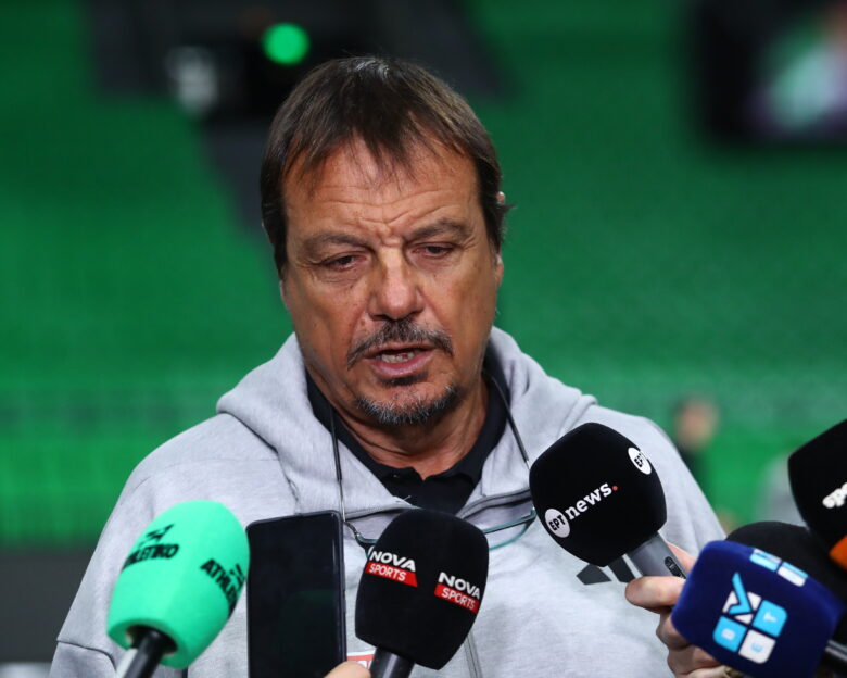 Εργκίν Αταμάν για το Παναθηναϊκός – Παρτιζάν: «Έχουν τον καλύτερο προπονητή στην ιστορία της Euroleague – Έκπληξη η απουσία των Οσμάν και Γιούρτσεβεν»