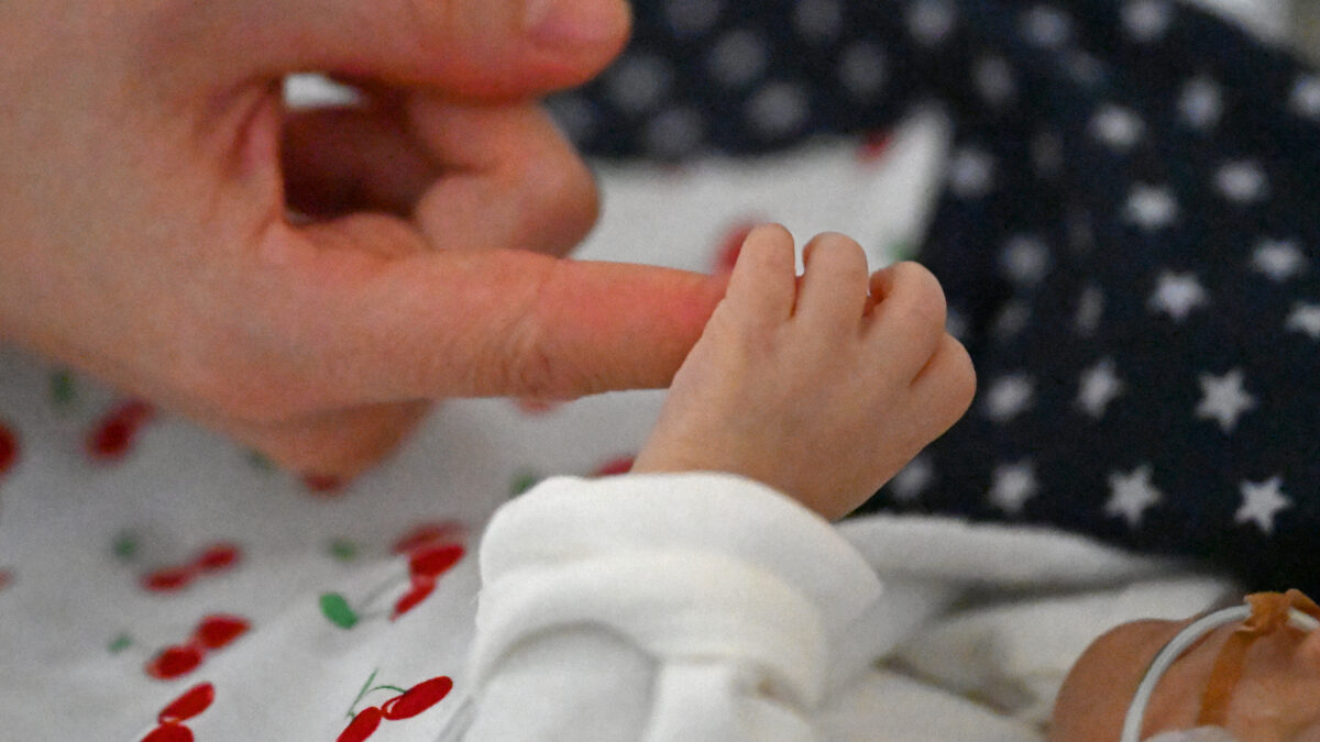 Μωρό σε νοσοκομείο