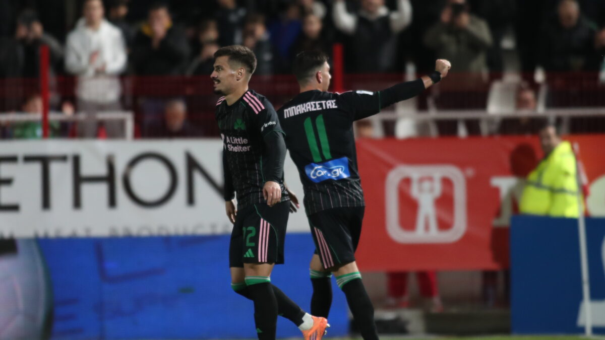 Ο Μπακασέτας πανηγυρίζει το γκολ του στις Σέρρες (ΒΑΣΙΛΗΣ ΒΕΡΒΕΡΙΔΗΣ