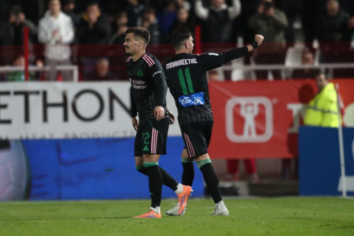 Ο Μπακασέτας πανηγυρίζει το γκολ του στις Σέρρες (ΒΑΣΙΛΗΣ ΒΕΡΒΕΡΙΔΗΣ