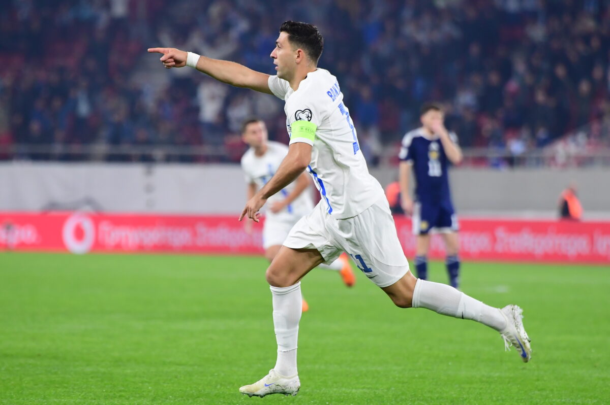 Ο Μπακασέτας πανηγυρίζει το γκολ του κόντρα στη Σκωτία (KLODIAN LATO