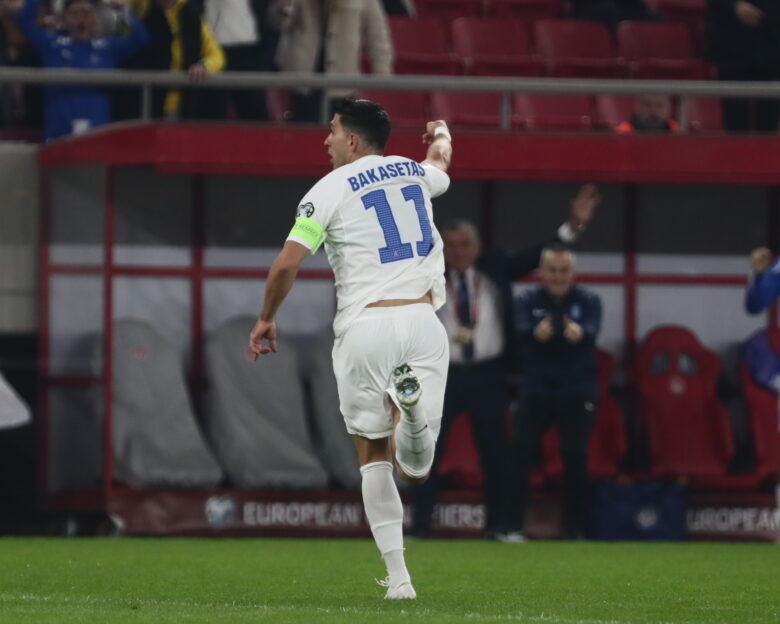 Ελλάδα – Σκωτία 3-2: Νίκη για την Εθνική μετά από απίθανο ματς στο «Καραϊσκάκης» για τα προκριματικά του Μουντιάλ