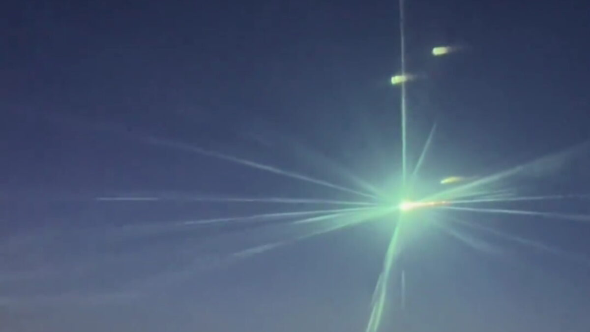 Μια «μπάλα φωτιάς» στον ουρανό