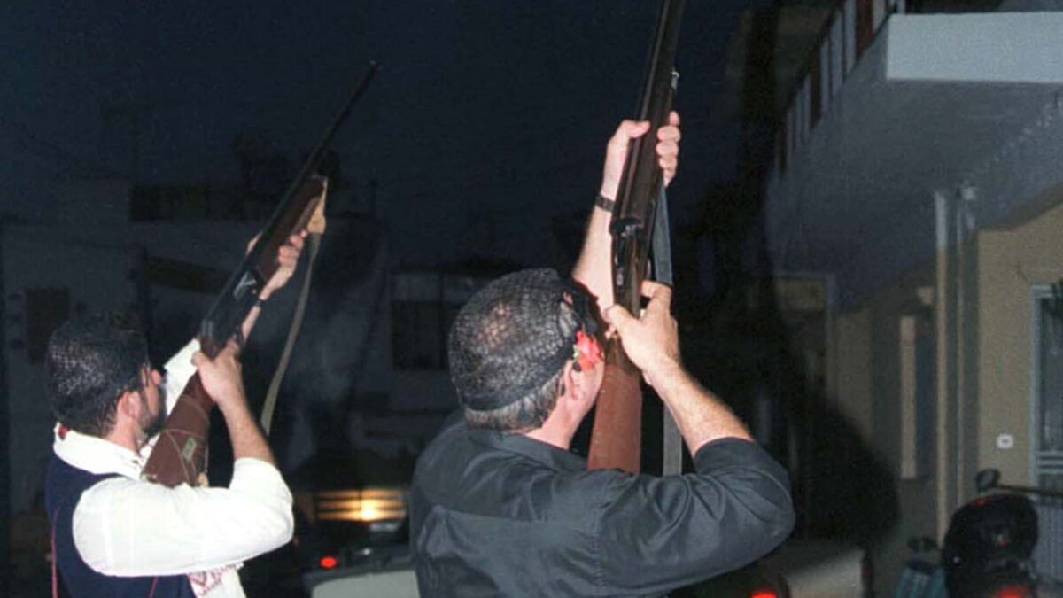 Μπαλωθιές στην Κρήτη