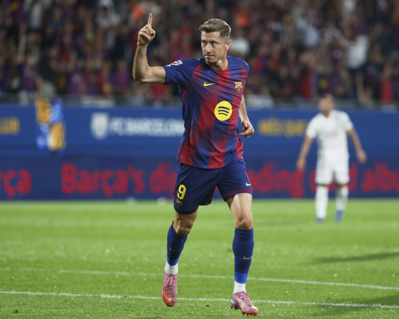 Η Μπαρτσελόνα ζήτησε από τον Λεβαντόφσκι να μην σκοράρει για να μη δώσει μπόνους στην Μπάγερν Μονάχου