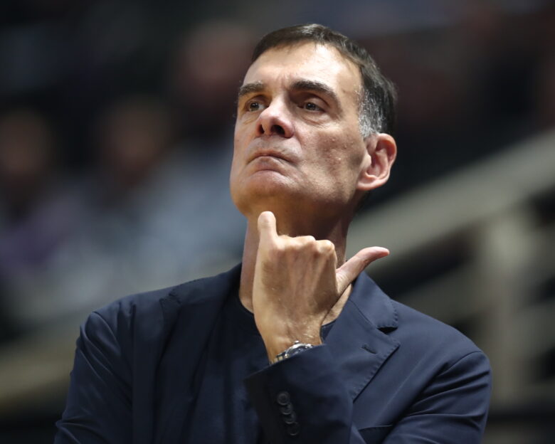 Μπαρτζώκας μετά το ΠΑΟΚ – Ολυμπιακός: Κάναμε rotation με σκοπό να παίξουν όλοι και να μην πιεστεί κάποιος