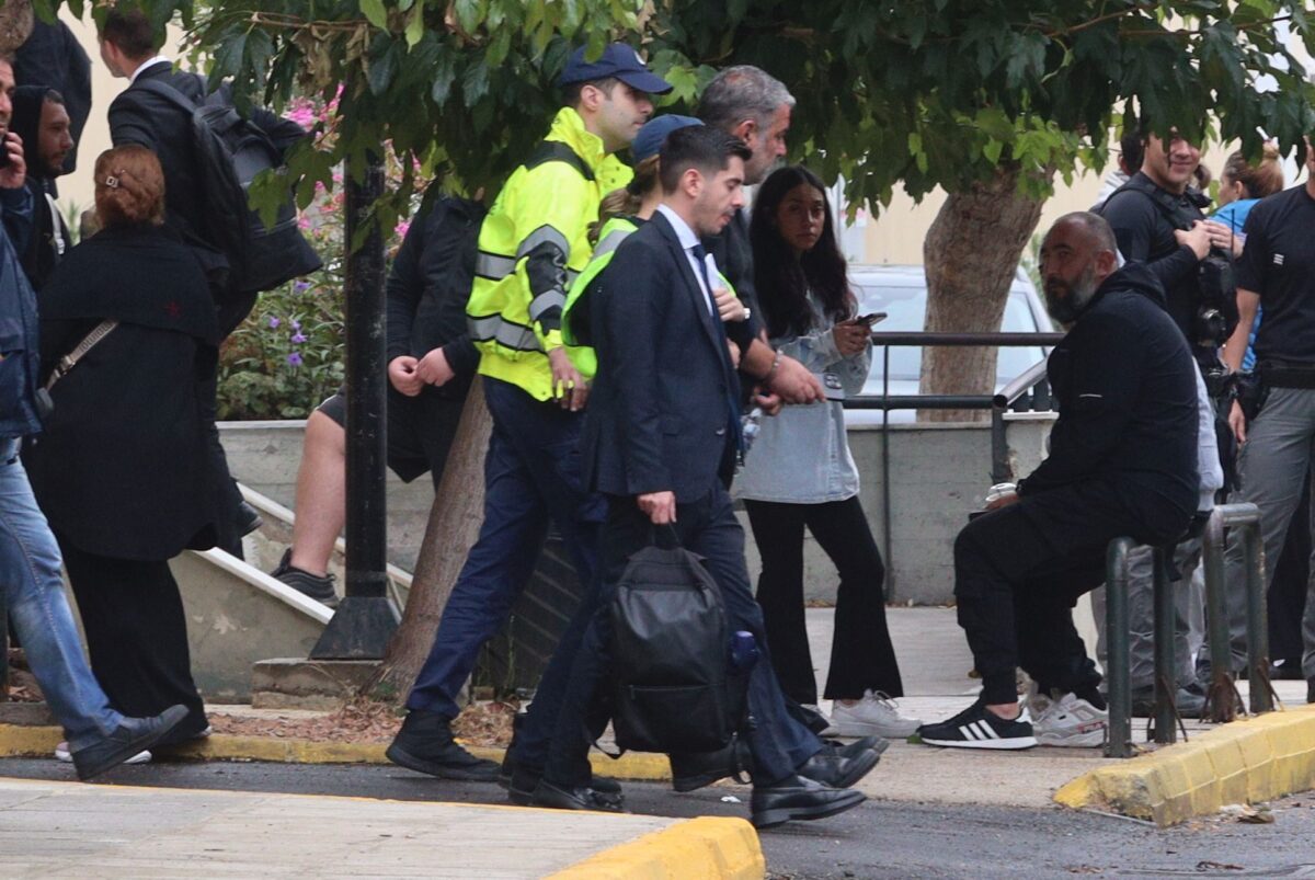 Δίκη στο Αυτόφωρο του ηθοποιού Βασίλη Μπισμπίκη