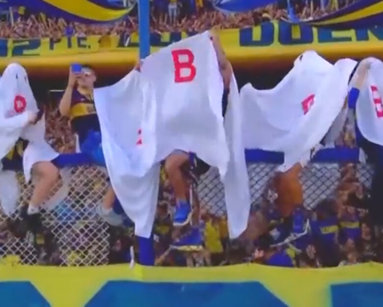 Οπαδοί της Μπόκα Τζούνιορς ντύθηκαν φαντάσματα για να τρολάρουν τη Ρίβερ Πλέιτ στο μεγάλο Superclasico