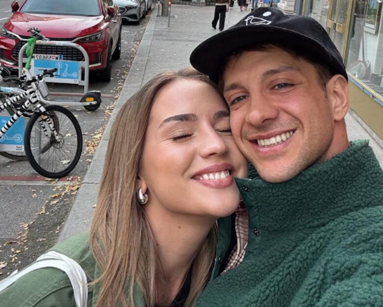 Ηλίας Μπόγδανος για τον γάμο του με την Αλεξάνδρα Εξαρχοπούλου: «Δεν θα είναι και λαϊκό προσκύνημα, μόνο οι κοντινοί μας άνθρωποι»