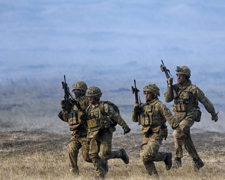 Βρετανία: Σάλος στον στρατό μετά από έρευνα-σοκ για σεξουαλικές παρενοχλήσεις σε γυναικες