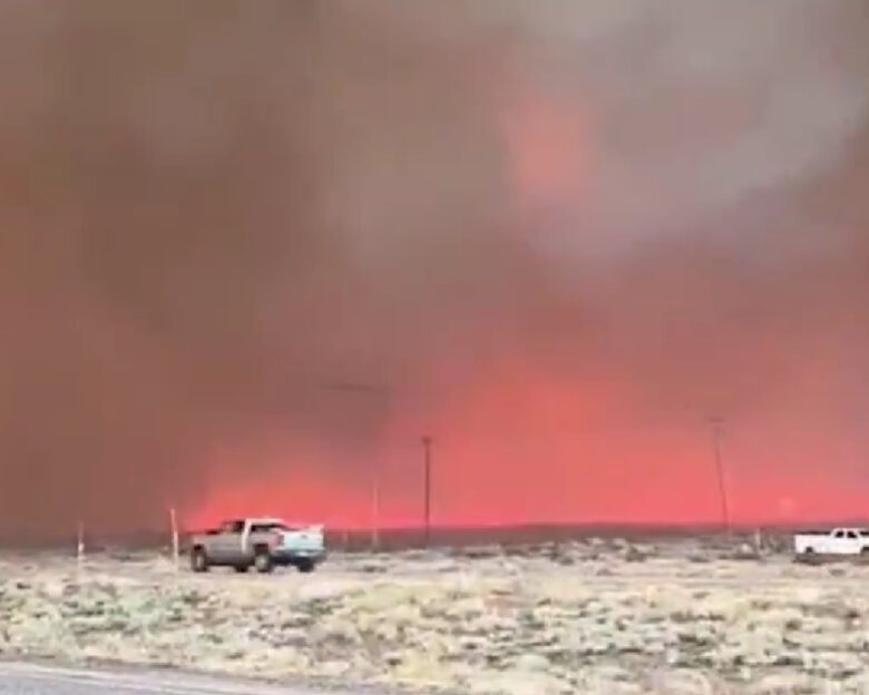 Καλιφόρνια: Φωτιές αλλά και καταιγίδες σαρώνουν περιοχές της Πολιτείας – Φόβοι για κατολισθήσεις λάσπης