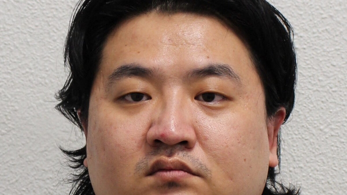 Ο Κινέζος Chao Xu, 33 ετών, ο οποίος καταδικάστηκε σε ισόβια για 24 κατηγορίες που αφορούσαν έξι γυναίκες