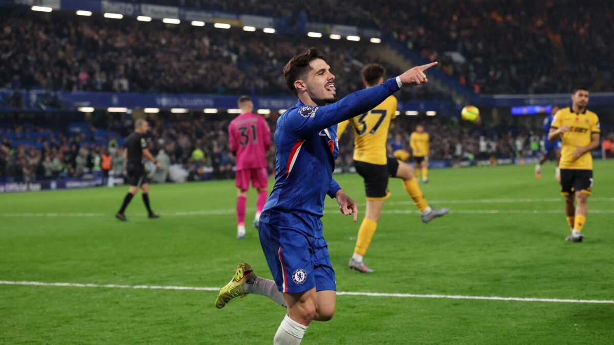 Ο Πέδρο Νέτο πανηγυρίζει για την Τσέλσι