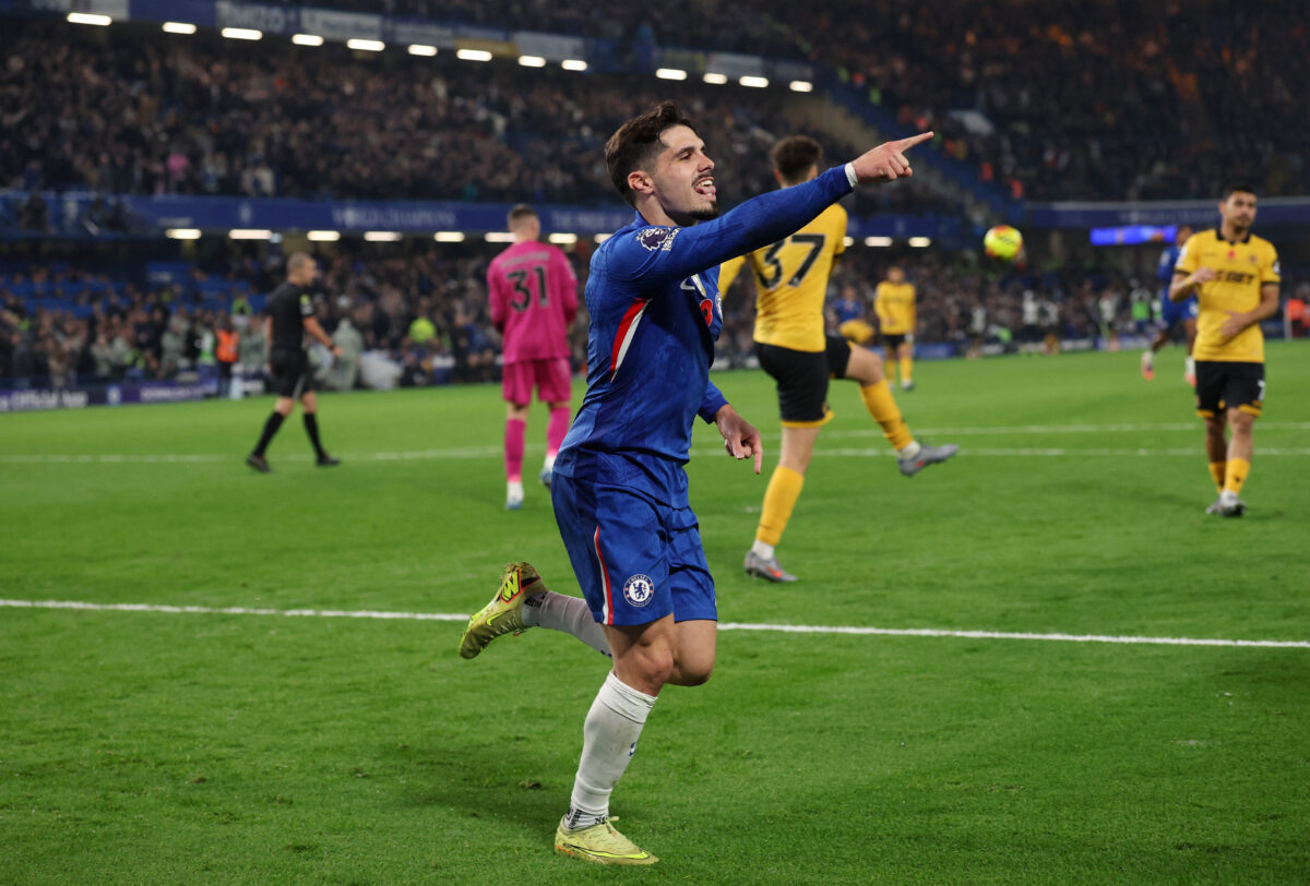 Ο Πέδρο Νέτο πανηγυρίζει για την Τσέλσι