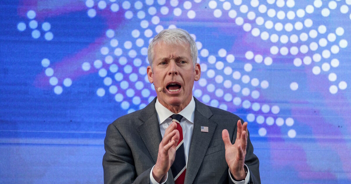 Chris Wright: Greece entry point for American liquefied natural gas