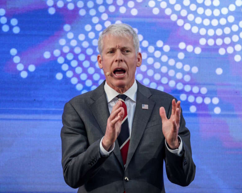 Chris Wright: H Ελλάδα σημείο εισόδου για το αμερικανικό υγροποιημένο φυσικό αέριο