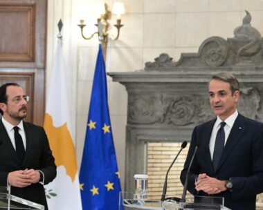 Ο Νίκος Χριστοδουλίδης και ο Κυριάκος Μητσοτάκης