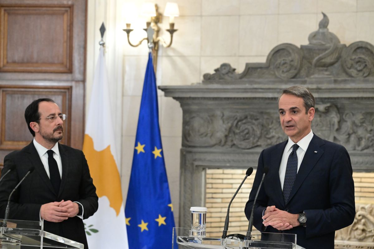 Ο Νίκος Χριστοδουλίδης και ο Κυριάκος Μητσοτάκης