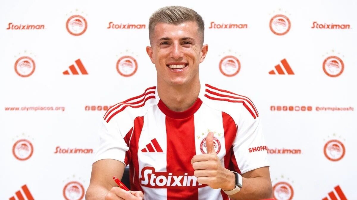 Κοστίνια: Περηφάνεια είναι η λέξη που μπορώ να πω για την ανανέωση του συμβολαίου μου με τον Ολυμπιακό