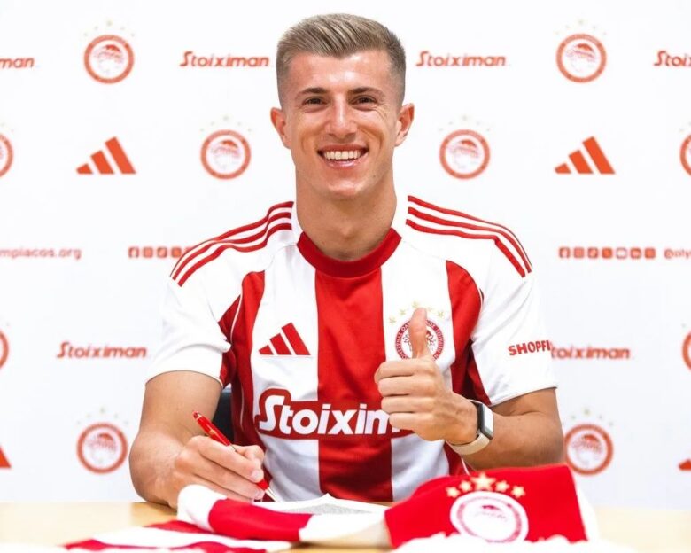 Κοστίνια: Περηφάνεια είναι η λέξη που μπορώ να πω για την ανανέωση του συμβολαίου μου με τον Ολυμπιακό