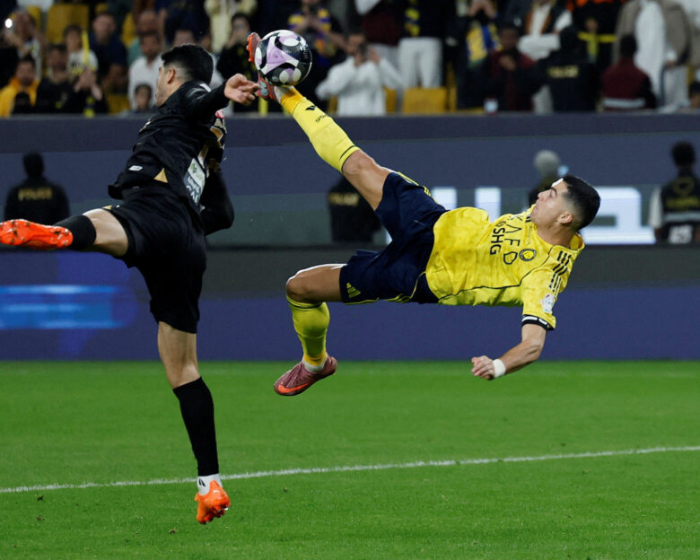 Ο Κριστιάνο Ρονάλντο διέλυσε Φορτούνη, Μασούρα και Κουρμπέλη με ένα ασύλληπτο γκολ με ανάποδο ψαλίδι