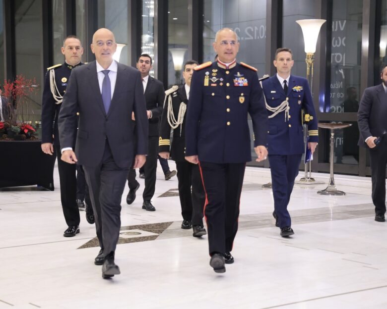 Νίκος Δένδιας: Οι 7 άξονες για τη Στρατιωτική Οικογένεια – Αυξήσεις, δωρεάν σπίτια, μέριμνα για υγεία, παιδιά στα νέα μέτρα