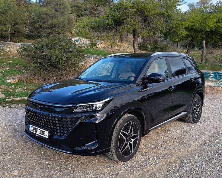 DFSK E5 PHEV – Δοκιμή: Ένα plug-in hybrid με απόδοση και συμφέρουσα τιμή