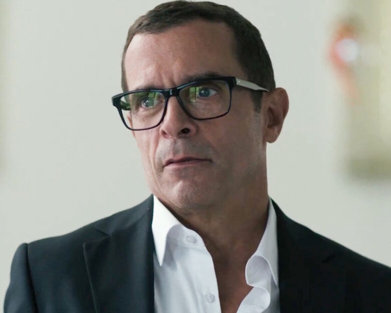 Ο δικαστής – επόμενα επεισόδια: Ο δικαστής, προσπαθώντας να προστατεύσει τον Άλκη, κάνει μια μεγάλη αποκάλυψη στον Νώντα