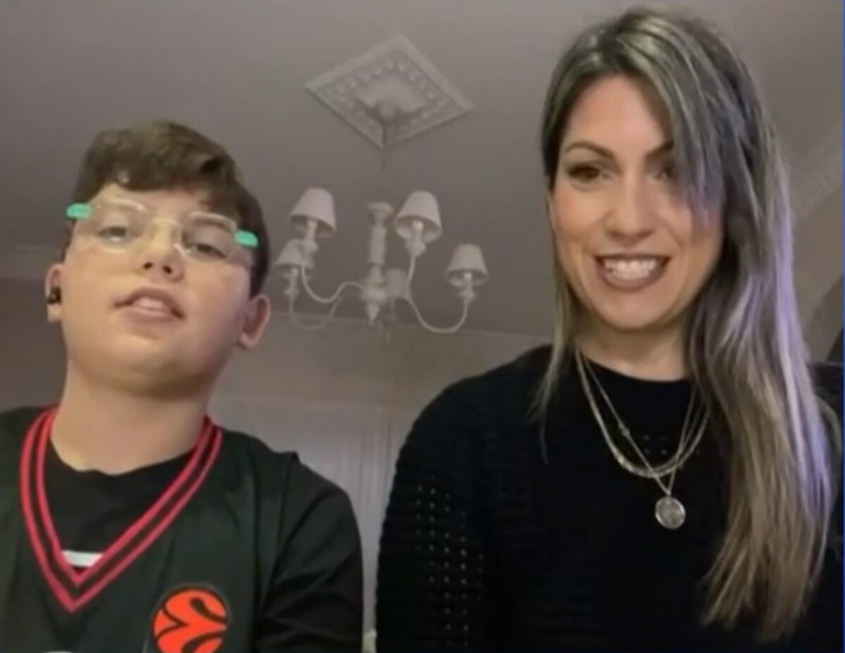 Ο μαθητής που ψάχνει γαμπρό για τη δασκάλα του έγινε viral μετά το Προμηθέας Πάτρας – Ολυμπιακός