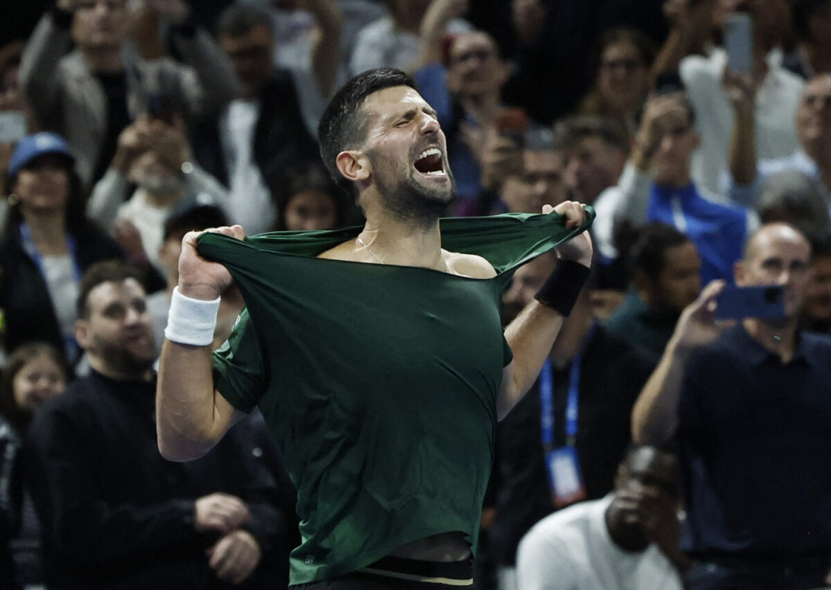 Ο Νόβακ Τζόκοβιτς πανηγυρίζει στο τουρνουά της Αθήνας