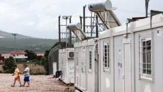 Δομή μεταναστών