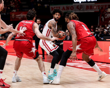 Ο Ντόρσεϊ κόντρα στην Αρμάνι (EUROKINISSI)