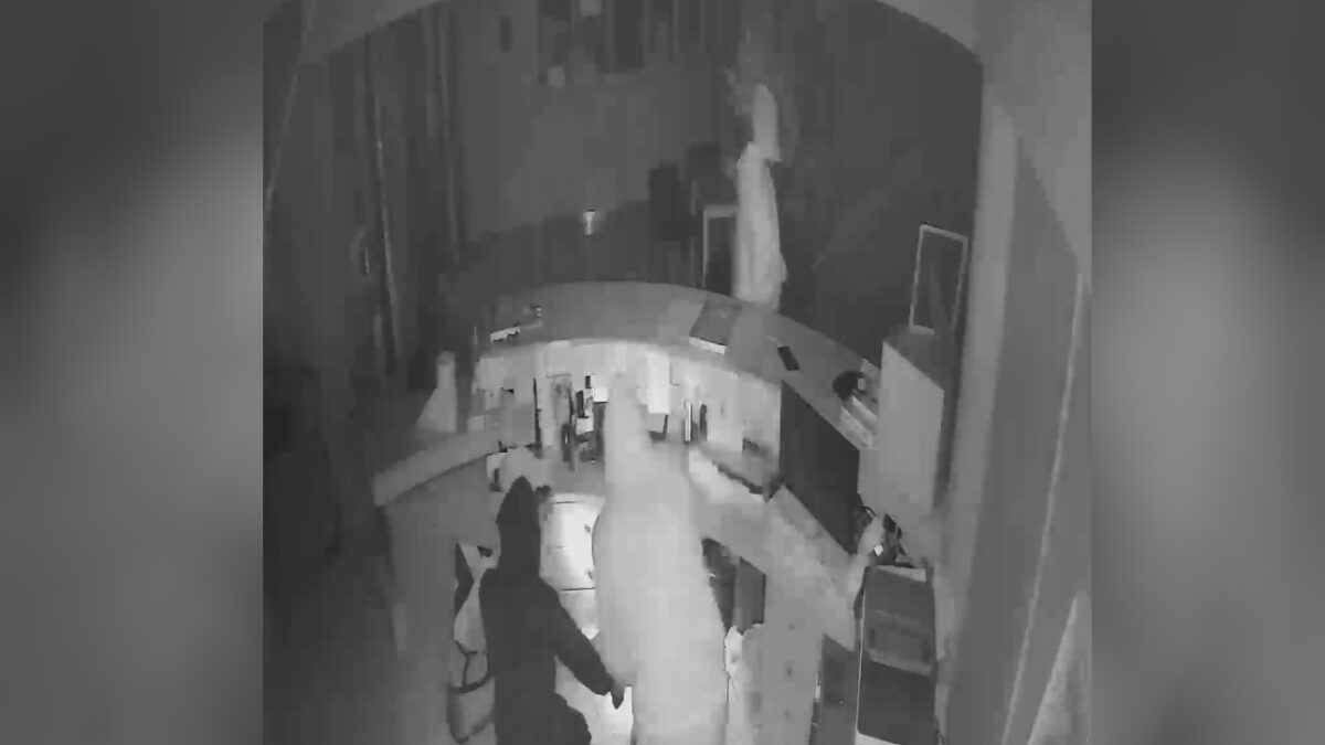 Θεσσαλονίκη: Νέα βίντεο με τους Ρομά που άδειαζαν σπίτια και εταιρείες – Δήλωναν πως ζούσαν με επιδόματα