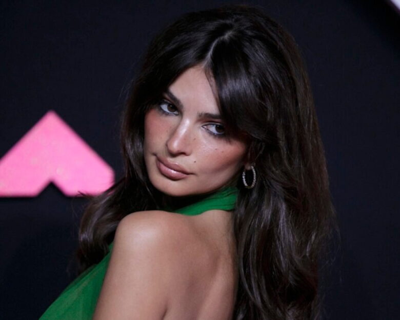 Έμιλι Ραταϊκόφσκι και Ρομέν Γαβράς είναι ζευγάρι –Οι τρυφερές τους στιγμές στους δρόμους της Νέας Υόρκη