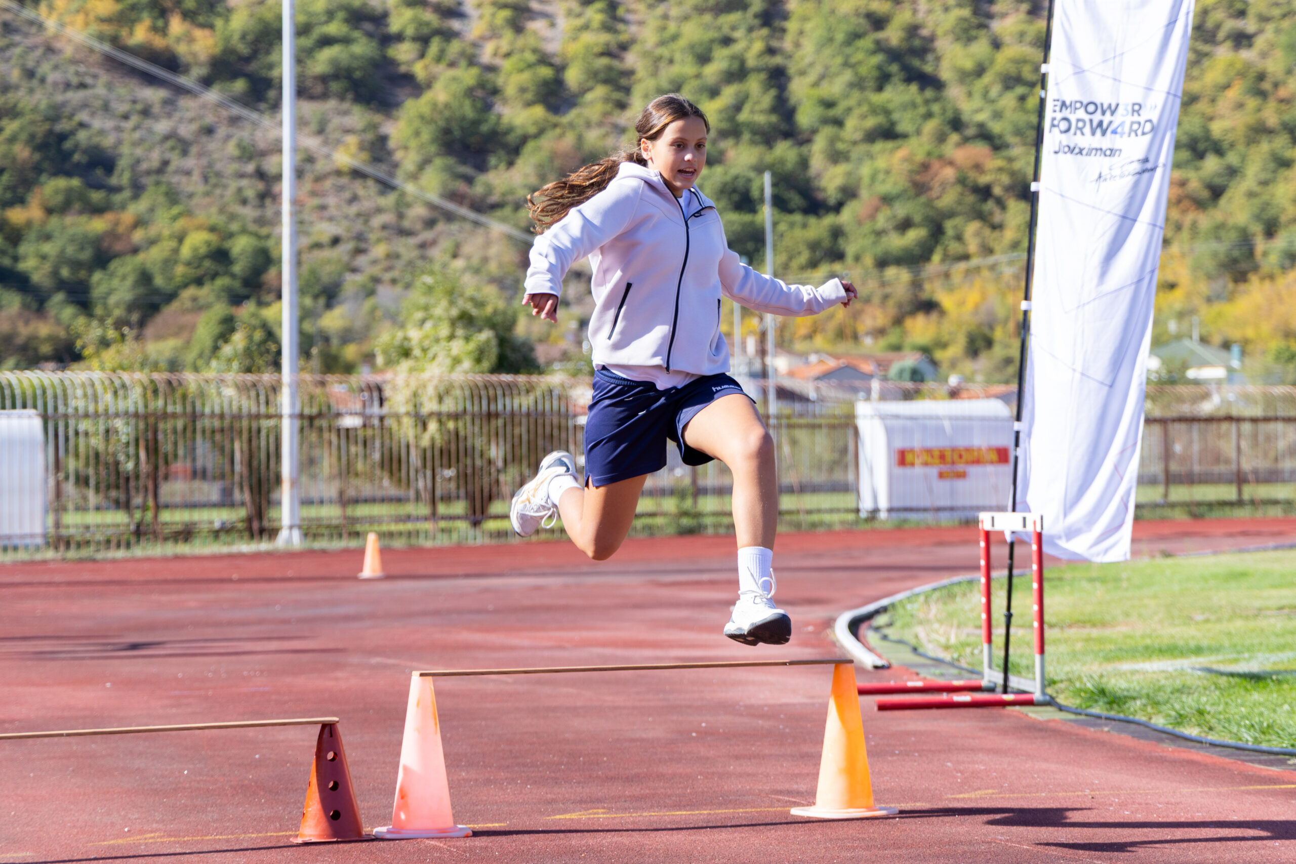 Empoweαr Forward – Women in Sports