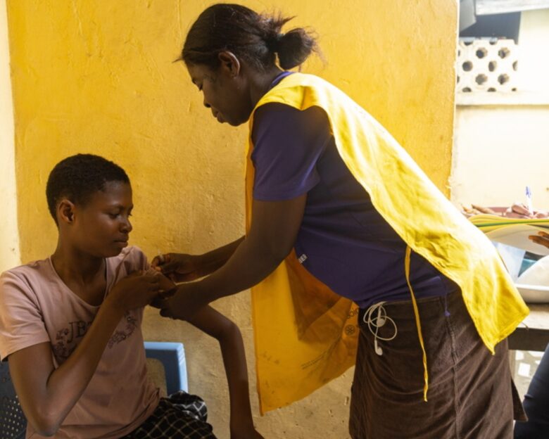 Πάνω από 1 εκατ. ζωές σώθηκαν σε φτωχές χώρες χάρη στο εμβόλιο κατά του καρκίνου του τραχήλου της μήτρας