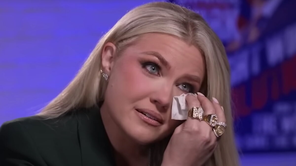 Η χήρα του Τσάρλι Κερκ