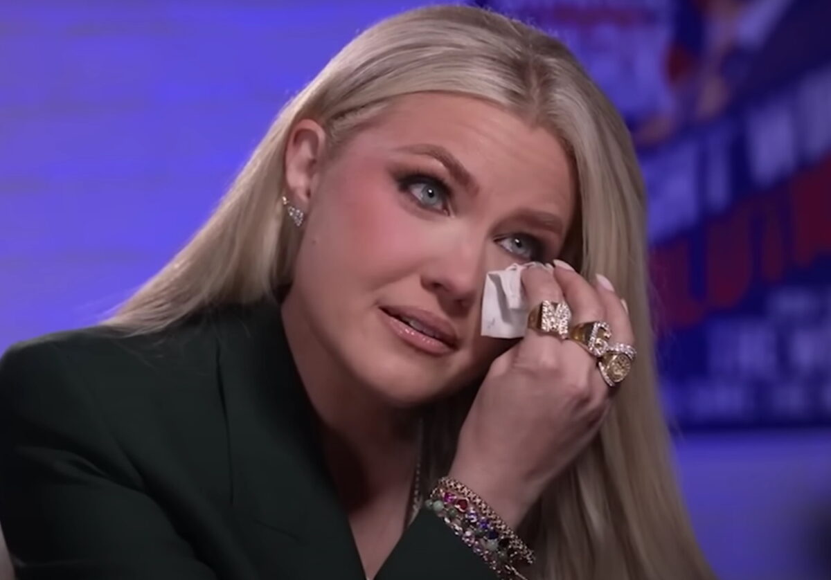 Η χήρα του Τσάρλι Κερκ