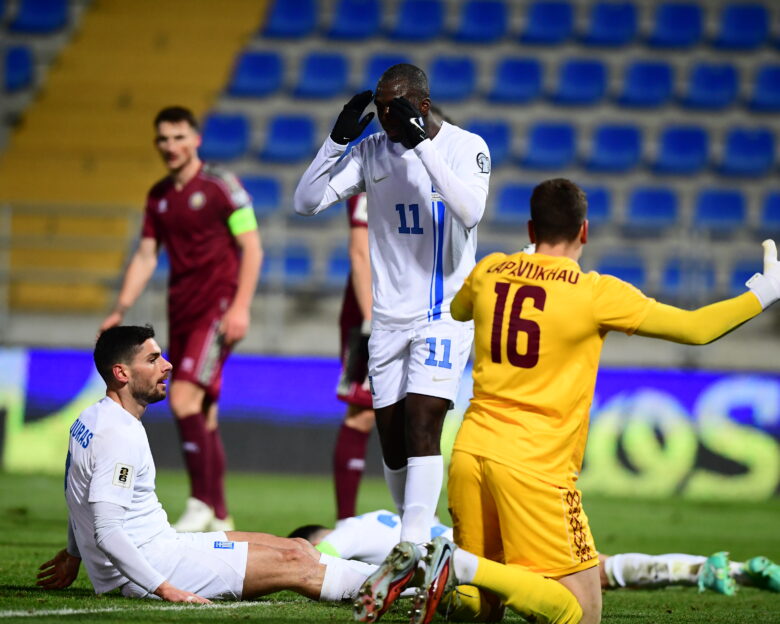 Λευκορωσία – Ελλάδα 0-0: «Χλωμή» η Εθνική ποδοσφαίρου με δυο δοκάρια στο φινάλε των προκριματικών του Μουντιάλ