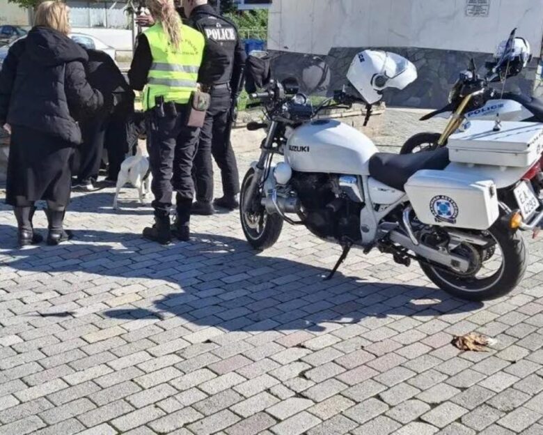 Εύοσμος: Δημοτικοί αστυνομικοί βοήθησαν πολίτη που υπέστη εγκεφαλικό – Η σωτήρια παρέμβασή τους