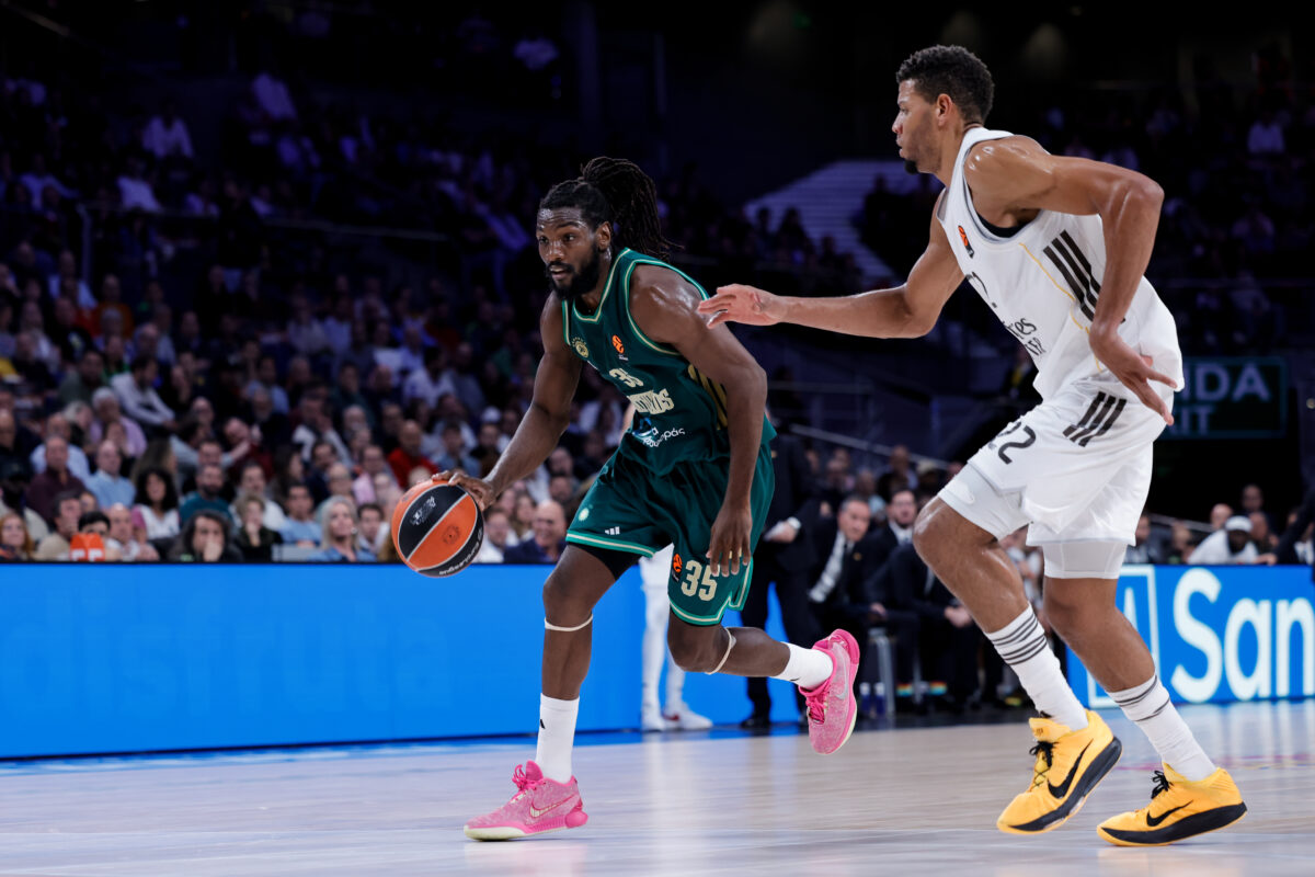 Κένεθ Φαρίντ